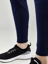 1910167-390000_Evolve Slim Pants W_Closeup6.jpg